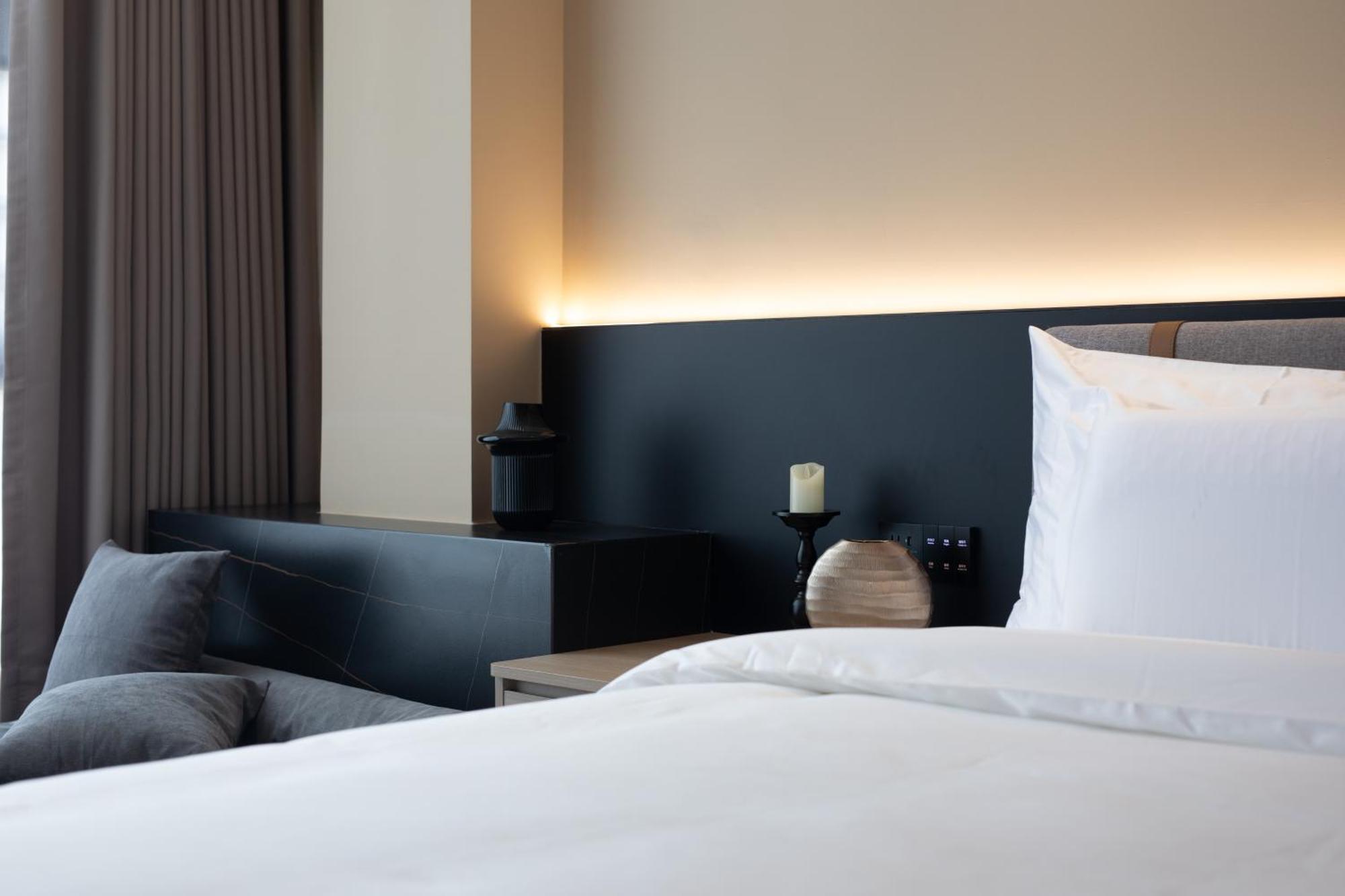 See You Soon At The Ritz Rose Summer Hotel San-ja Exteriér fotografie
