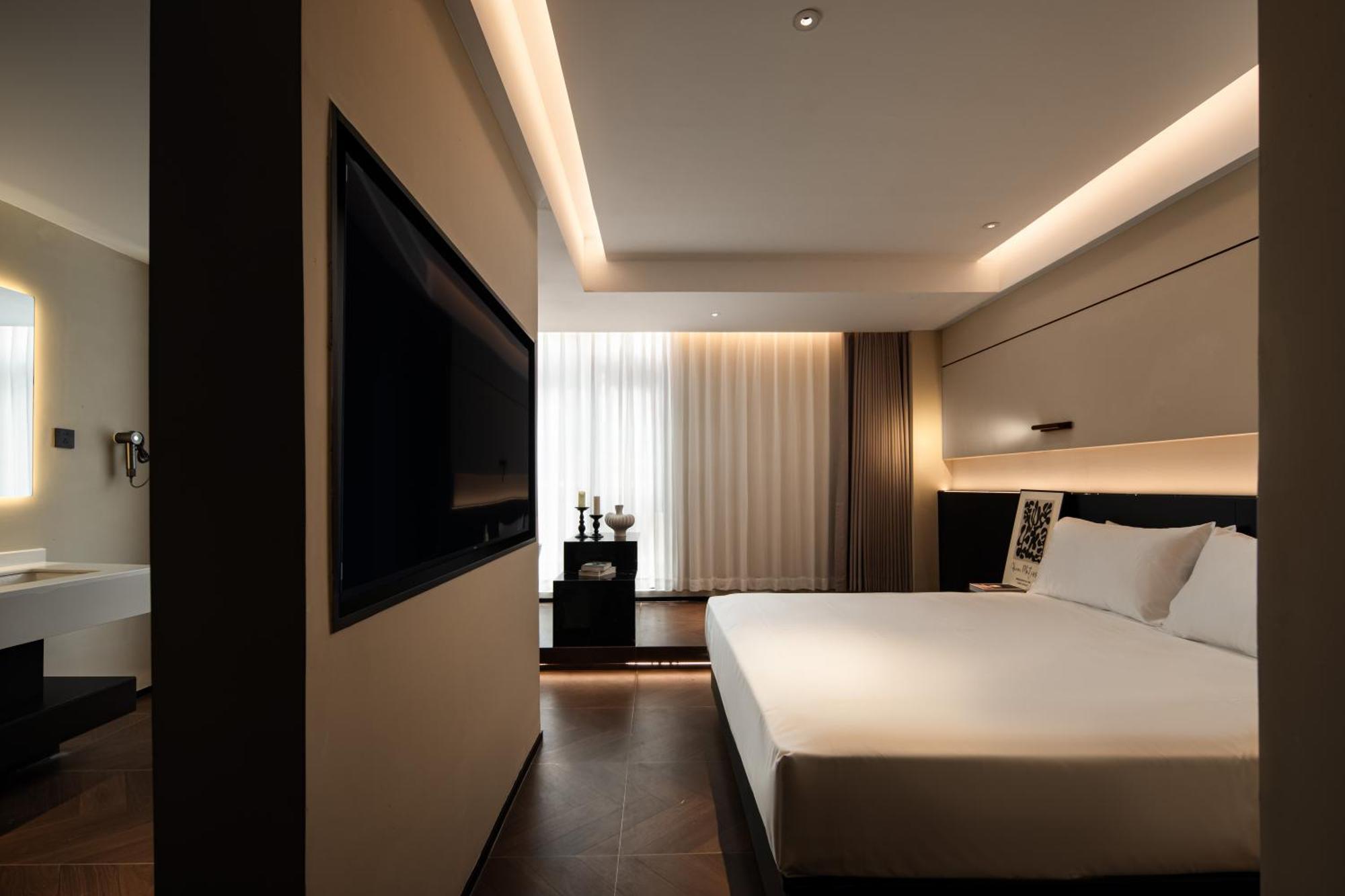 See You Soon At The Ritz Rose Summer Hotel San-ja Exteriér fotografie